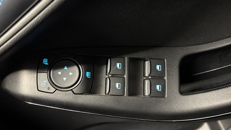 Ford Fiesta 1.0 EcoBoost Hybrid mHEV 125 Titanium 5dr Petrol Hatchback